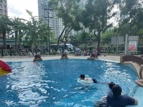 Seaview condo near airport and Disney Land near Tung Chung MTR Station