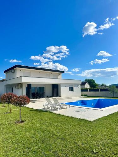 Villa Dora