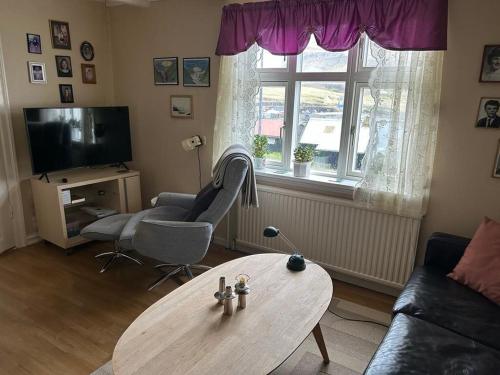 Older charming house in Nólsoy (Older charming house in Nolsoy) in Argir