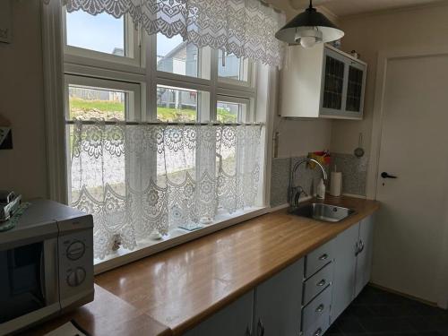 Older charming house in Nólsoy (Older charming house in Nolsoy) in Argir