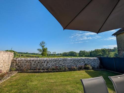 Gîte Cluis, 5 pièces, 10 personnes - FR-1-591-321 (Gite a la ferme avec jardin prive, clim et visite de l'exploitation pres d'Argenton-sur-Creuse - FR-) in ชาร์สนุย