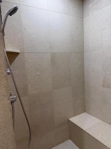 King Suite image 1