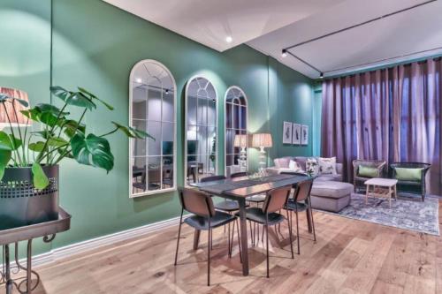 Modern Rooftop Apartment - image 9