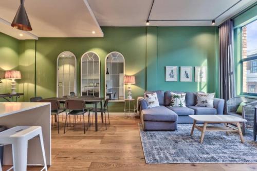 Modern Rooftop Apartment - image 7