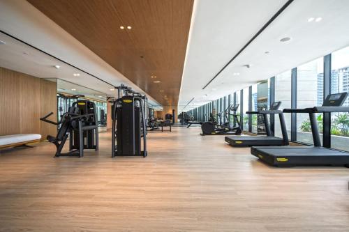 Trillionaire Bayhouse - Chic 1BR with Views, Pool and Gym, Dubaj (zdjęcie 5)