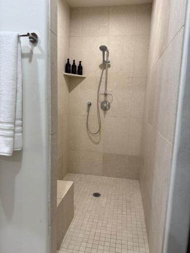 Executive Suite image 6