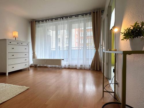 HolidayHome Apartments I Friedrichshain - Spacious Private Room, Berlin (zdjęcie 6)