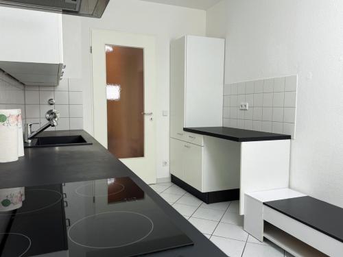 HolidayHome Apartments I Friedrichshain - Spacious Private Room - image 4