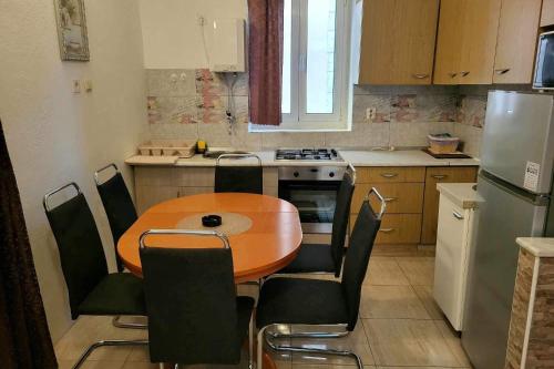 Three-Bedroom Holiday Home  image 10