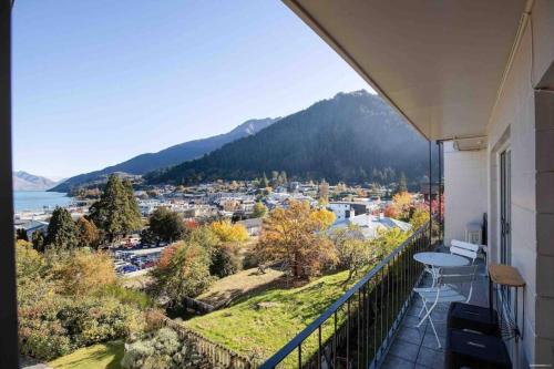 Best View in Queenstown Town Centre Location - image 10