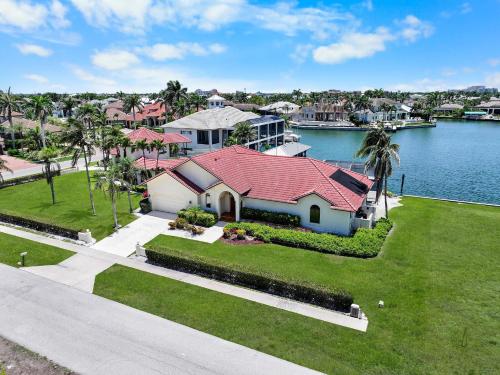 695 Embassy Court - image 11