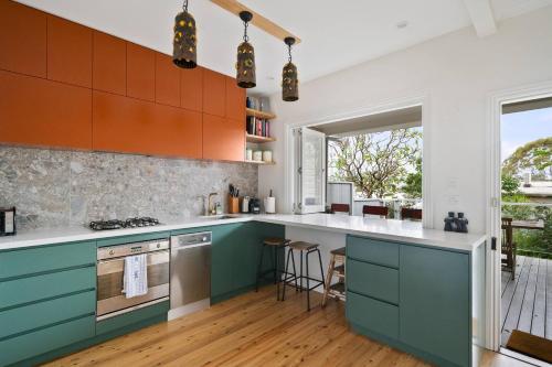 Cottage on Starling - Vintage meets Modern Comfort - image 9