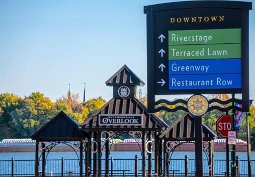 Riverview Escape in Walkable Historic District - image 6