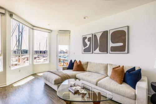 Waterfront 2BR Duplex Stunning Marina Views, Los Angeles (fotografie 9)