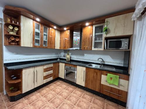 Konyha, Refugio privado en plena naturaleza cántabra (Refugio privado en plena naturaleza cantabra) in Mazcuerras