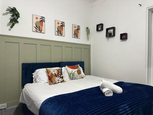 4 Bed House with Garden and Hot Tub - Near City Centre in 斯普洛特