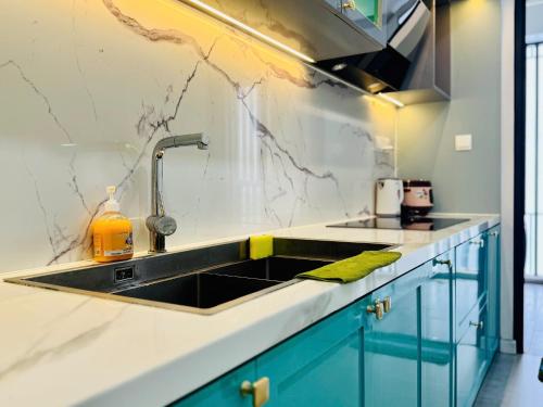 Deluxe Apartment - The Antonia Phu My Hung