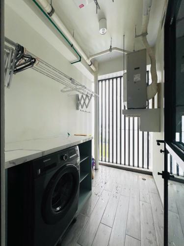 Deluxe Apartment - The Antonia Phu My Hung