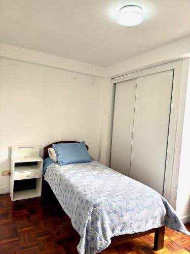 One-Bedroom Apartment image 2