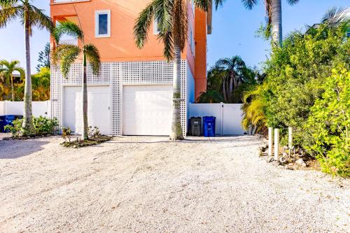 Serious Leisure, Siesta Key (photo 3)