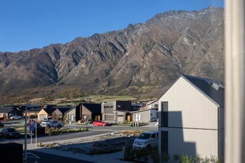Stylish & Modern Home Mountain View Free WI-FI - image 4