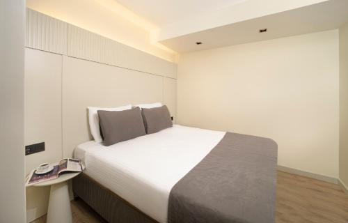 Orka Taksim Apart Hotel Room Type - Deluxe Triple Room Orka Taksim Apart Hotel Room Type - Deluxe Triple Room