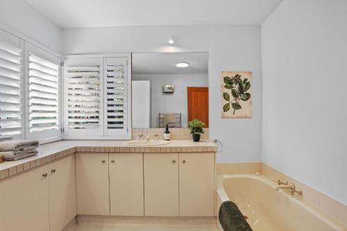 ทัศนียภาพภายนอกโรงแรม, Stylish Fendalton Townhouse - Prime Location in เฟนดัลตัน