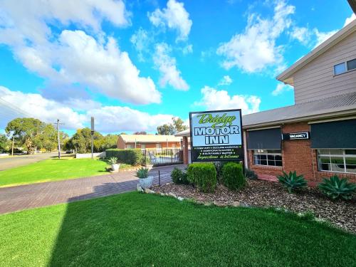 Exterior view of Bridge Motor Inn Tocumwal