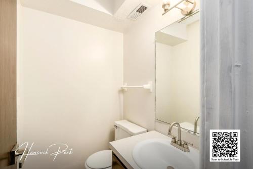 Hancock Park, Resort Style Apartment Near OSU, free WIFI in Columbus, USA