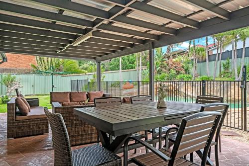 Sunny Pool Access Home for Family in Campbelltown