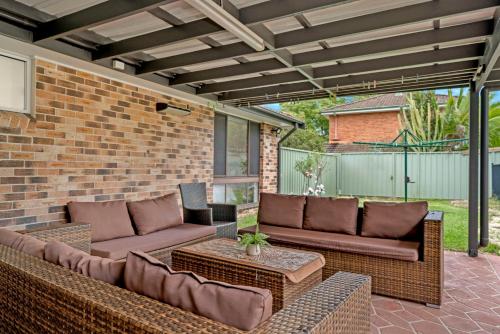 Sunny Pool Access Home for Family in Campbelltown