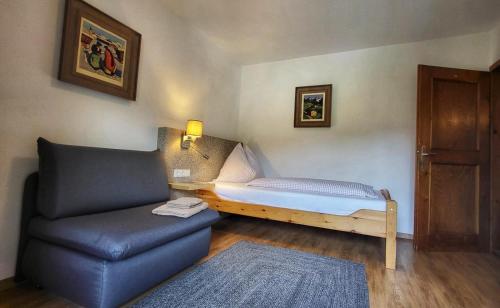 1 twin bed