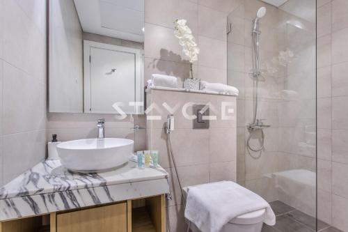 Staycae Holiday Homes - Aykon C
