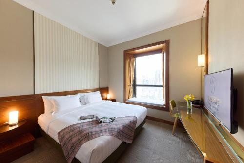 Executive Suite (25 – 32/F) image 6