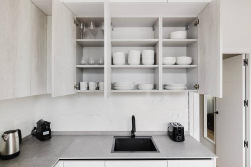 Apartamento 4 - Moderno en Castellana - 4 Torres - image 3