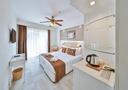 利維亞酒店 (Livia Hotel) in 卡斯