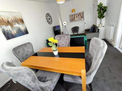 Sigma Haven, Free Parking in Walkergate