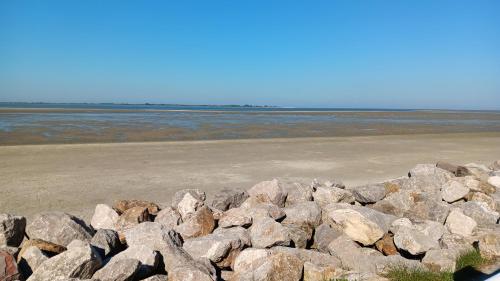 مناطق جذب قريبة, ROSITA in نواييل سور مير