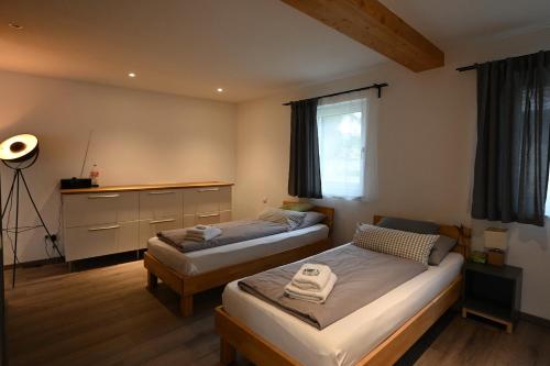Guesthouse-Coburg 2 in Grossheirath