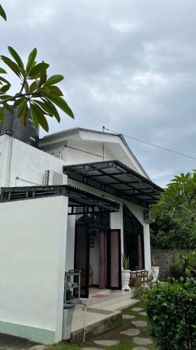 Villa Trisna Penarungan, Singaraja - Bali
