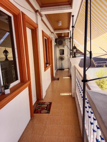 Your Little Resort, calm, secure, Manila (photo 5)