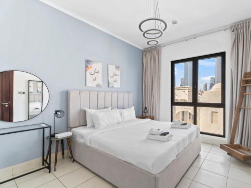 Iconic Views -Stylish 2BR Near Burj Khalifa- Yansoon, Dubai (foto 7)