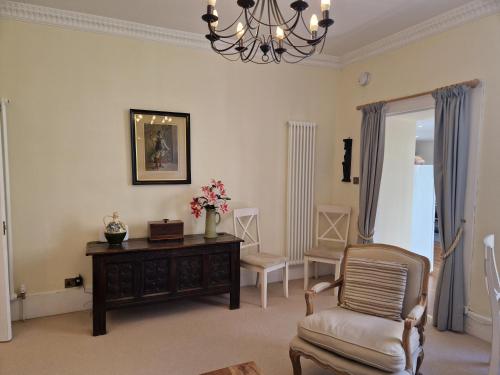 JOIVY Gorgeous Georgian Flat in New Town, Edinburgh (fotografie 5)