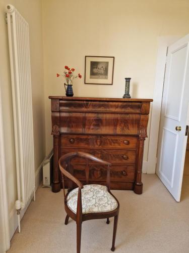 Picture of Joivy Gorgeous Georgian Flat In New Town