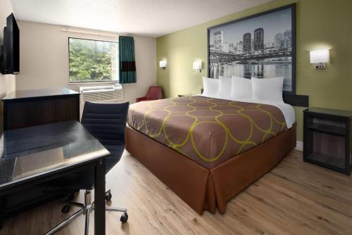 Super 8 by Wyndham Richmond Midlothian Turnpike in Midlothian, USA