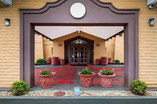 Foto - Days Inn by Wyndham Birmingham/West