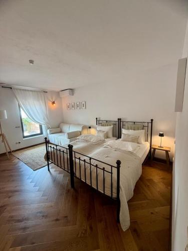 Book the Deluxe Double Room Deluxe Double Room