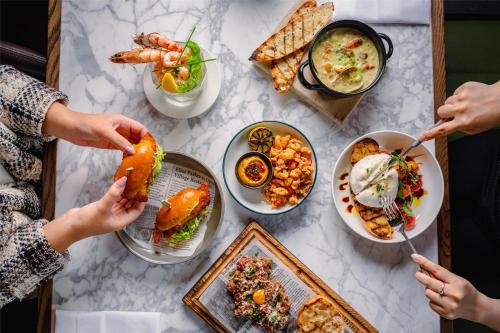 Crowne Plaza London - The City an IHG Hotel - image 5