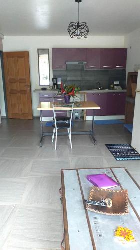 Au Mont Mou chez So et Chris in Paita