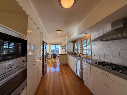 Northlight Haven – Seaview Escape in Mission Bay, Auckland (Foto 4)
